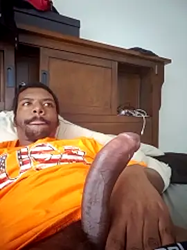 Snapshot of MrBigDickShow chatting on 02-23-26, 09:26 MrBigDickShow online show from 02-23-26, 09:26