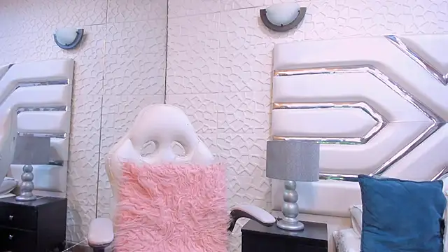 Snapshot of AriannaCooperr chatting on 10-02-25, 03:26 AriannaCooperr online show from 10-02-25, 03:26