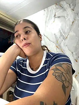 violeticafox online show from 12-18-25, 02:16