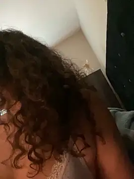 Snapshot of wettt188 chatting on 10-12-25, 07:26 wettt188 online show from 10-12-25, 07:26