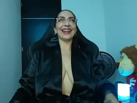 Angel blackhot online show from 04-14-26, 03:11