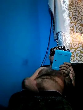 roelbluee226 online show from 10-06-25, 03:02