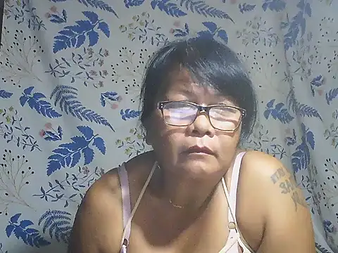 joy cute online show from 09-30-25, 12:44