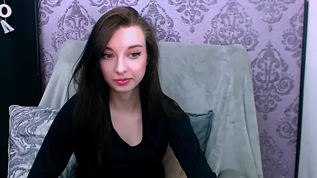 DominantLuna online show from 05-18-26, 07:29