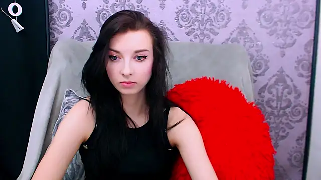 DominantLuna online show from 05-24-26, 07:36