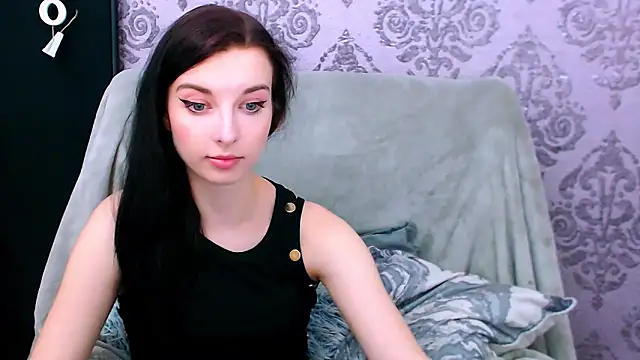 DominantLuna online show from 06-03-26, 07:29