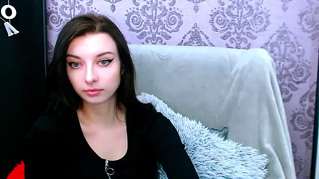 DominantLuna online show from 03-30-26, 07:26