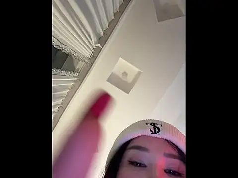 xiaowan x online show from 02-03-26, 01:49