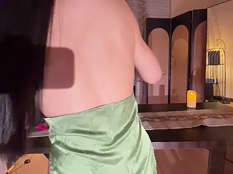 xiaowan x online show from 11-02-25, 03:28