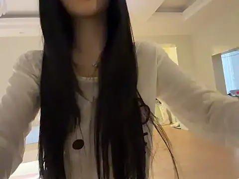 xiaowan x online show from 12-04-25, 07:29