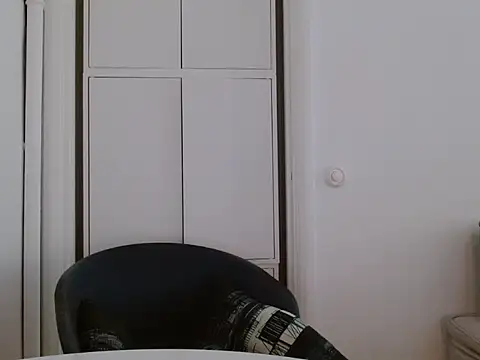 Snapshot of Italoalpha chatting on 10-29-25, 09:41 Italoalpha online show from 10-29-25, 09:41