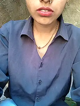 Snapshot of Hotty_ruvi chatting on 10-17-25, 06:50 Hotty ruvi online show from 10-17-25, 06:50