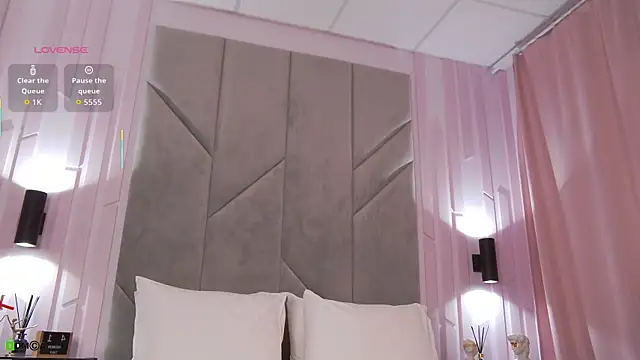 AnnaNoir online show from 04-17-26, 01:41