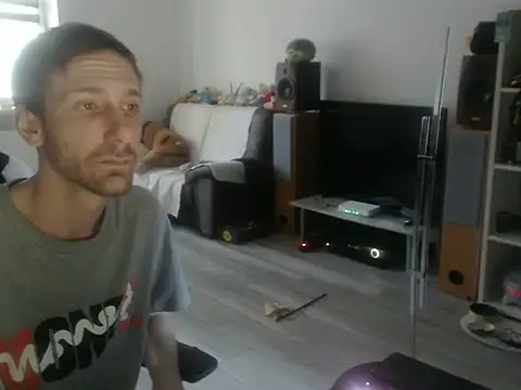 LoyalDoggie online show from 06-07-26, 04:45