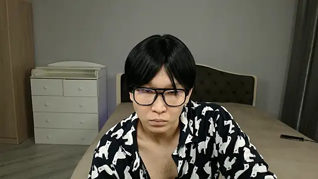 KaiChicken online show from 01-14-26, 04:27