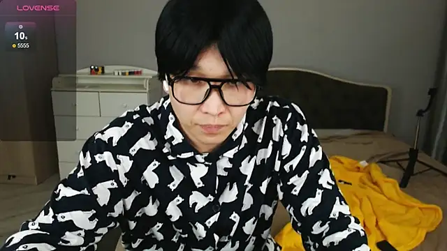 KaiChicken online show from 03-31-26, 07:27