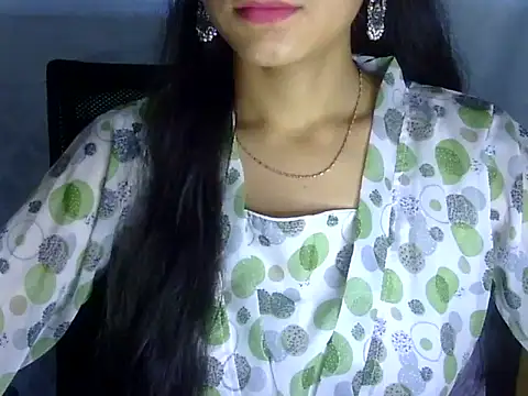 Snapshot of Shazi_1 chatting on 05-19-26, 03:30 Shazi 1 online show from 05-19-26, 03:30