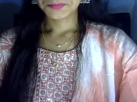 Snapshot of Shazi_1 chatting on 05-20-26, 03:42 Shazi 1 online show from 05-20-26, 03:42