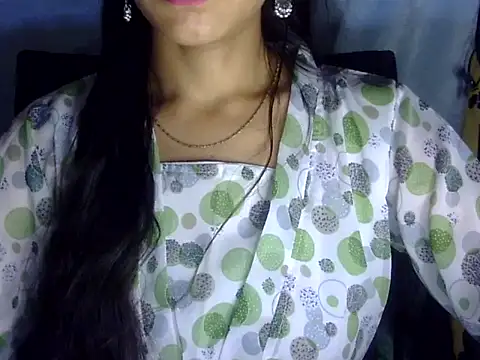 Snapshot of Shazi_1 chatting on 06-08-26, 02:50 Shazi 1 online show from 06-08-26, 02:50