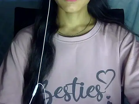 Snapshot of Shazi_1 chatting on 05-31-26, 03:29 Shazi 1 online show from 05-31-26, 03:29