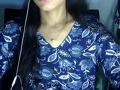Snapshot of Shazi_1 chatting on 06-09-26, 03:13 Shazi 1 online show from 06-09-26, 03:13