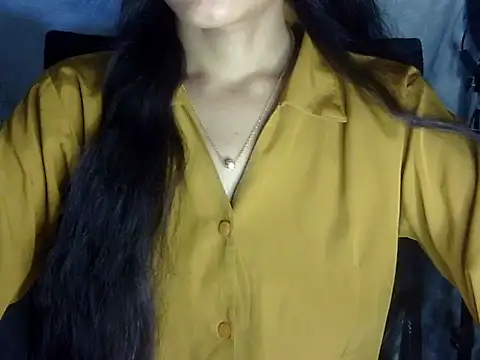 Snapshot of Shazi_1 chatting on 06-11-26, 04:59 Shazi 1 online show from 06-11-26, 04:59