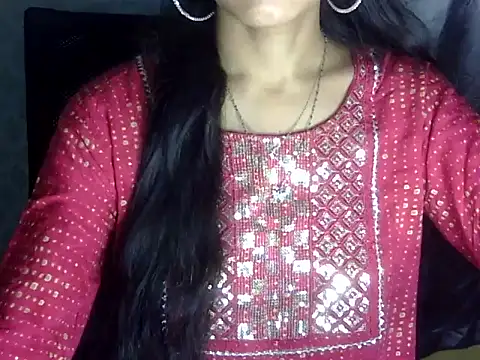 Snapshot of Shazi_1 chatting on 05-18-26, 02:11 Shazi 1 online show from 05-18-26, 02:11