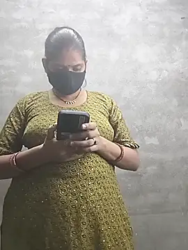 Snapshot of Rasili_bhabhi10 chatting on 10-11-25, 05:30 Rasili bhabhi10 online show from 10-11-25, 05:30