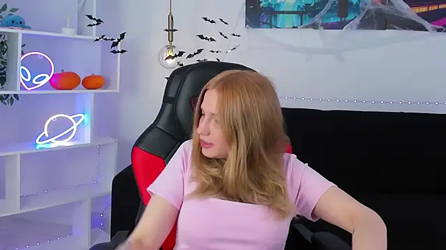 MelissaLiss online show from 10-25-25, 03:12