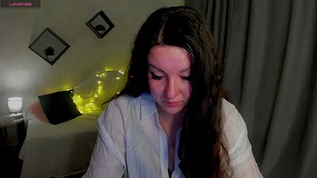 mood  berry online show from 10-15-25, 01:26