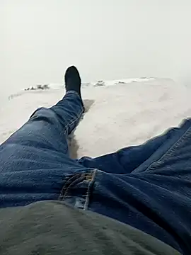 Snapshot of Mssbig chatting on 10-08-25, 11:45 Mssbig online show from 10-08-25, 11:45