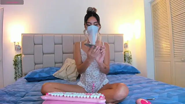 dalila alii online show from 11-27-25, 03:34