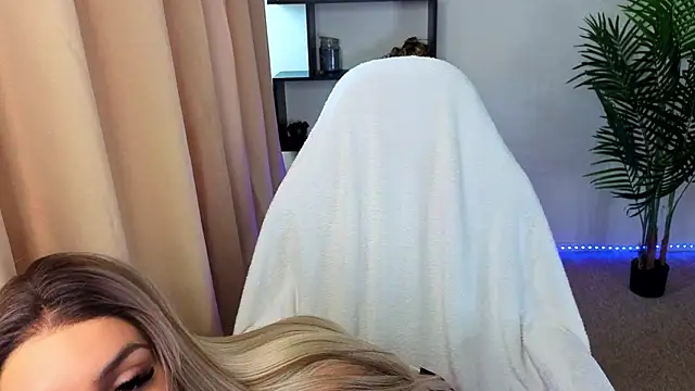 Raven Ink online show from 11-29-25, 10:59