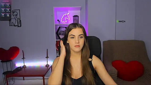 lina fox12 online show from 11-20-25, 01:12