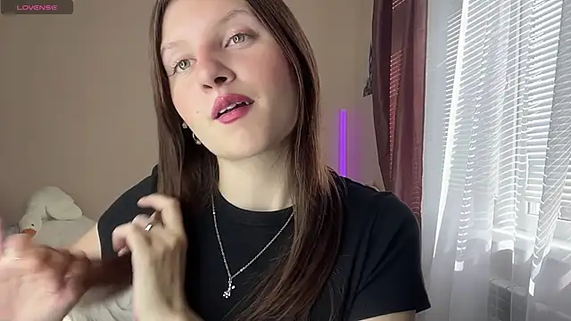 JanellHousen online show from 07-22-26, 05:09