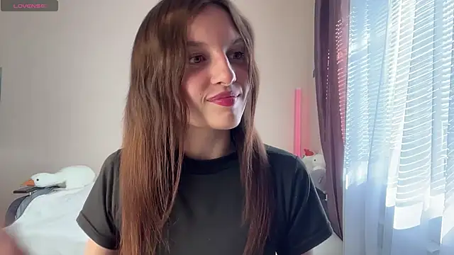 JanellHousen online show from 06-27-26, 04:07