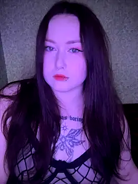 BambiGlow online show from 10-03-25, 06:04