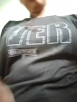 Snapshot of PEEHU-50 chatting on 07-19-26, 01:36 PEEHU-50 online show from 07-19-26, 01:36