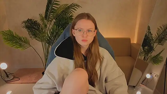 SirenaBlessing online show from 11-13-25, 01:20