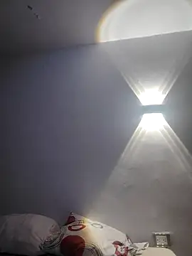 Snapshot of julietta_maxi chatting on 10-19-25, 01:41 julietta maxi online show from 10-19-25, 01:41