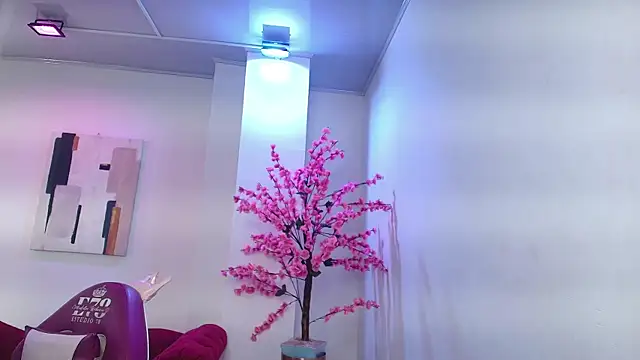 Gabriela milani online show from 12-03-25, 11:42