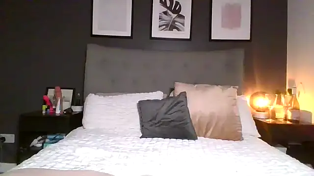 ThirstygirlCeCe online show from 10-31-25, 09:00