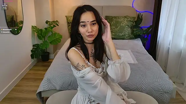 Snapshot of Lunel_kitten chatting on 10-05-25, 01:24 Lunel kitten online show from 10-05-25, 01:24