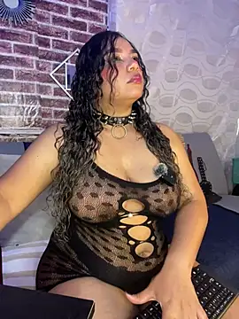 scarlet queen   online show from 03-13-26, 08:58