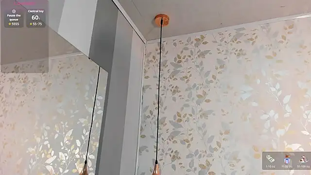 Luciaoregon online show from 11-08-25, 01:14