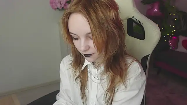 Staymonica online show from 02-10-26, 01:43