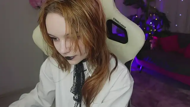 Staymonica online show from 02-04-26, 01:06