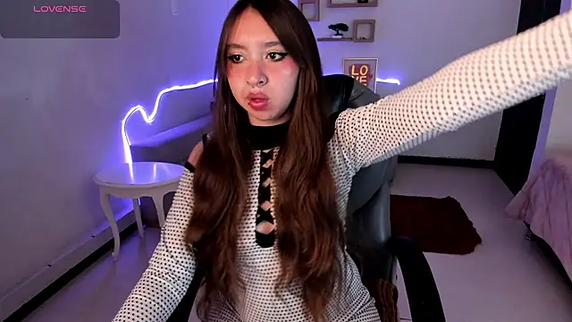 Scarlett  Cooper   online show from 11-06-25, 11:47