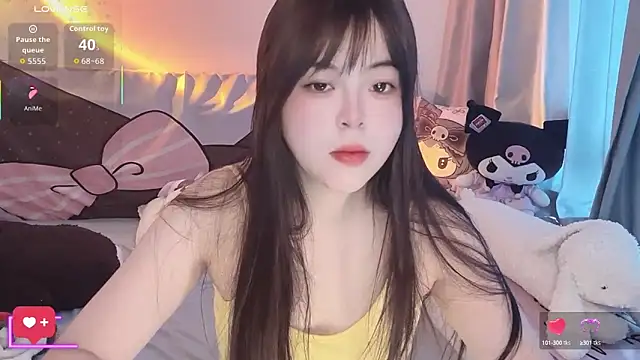 Snapshot of xiaoman-1 chatting on 10-16-25, 03:15 xiaoman-1 online show from 10-16-25, 03:15