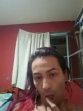 Snapshot of Gisselly_ chatting on 10-12-25, 05:42 Gisselly online show from 10-12-25, 05:42